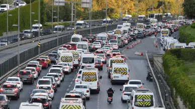 Trafikteki Araç Sayısında 33 Milyon Sınırı Geçildi