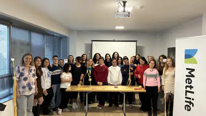 MetLife Gönüllüleri'nden Topluma 1.100 Saatlik Katkı