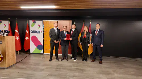 Sarı Kırmızı Kareler Fotoğraf Yarışması'nda Ödül Heyecanı